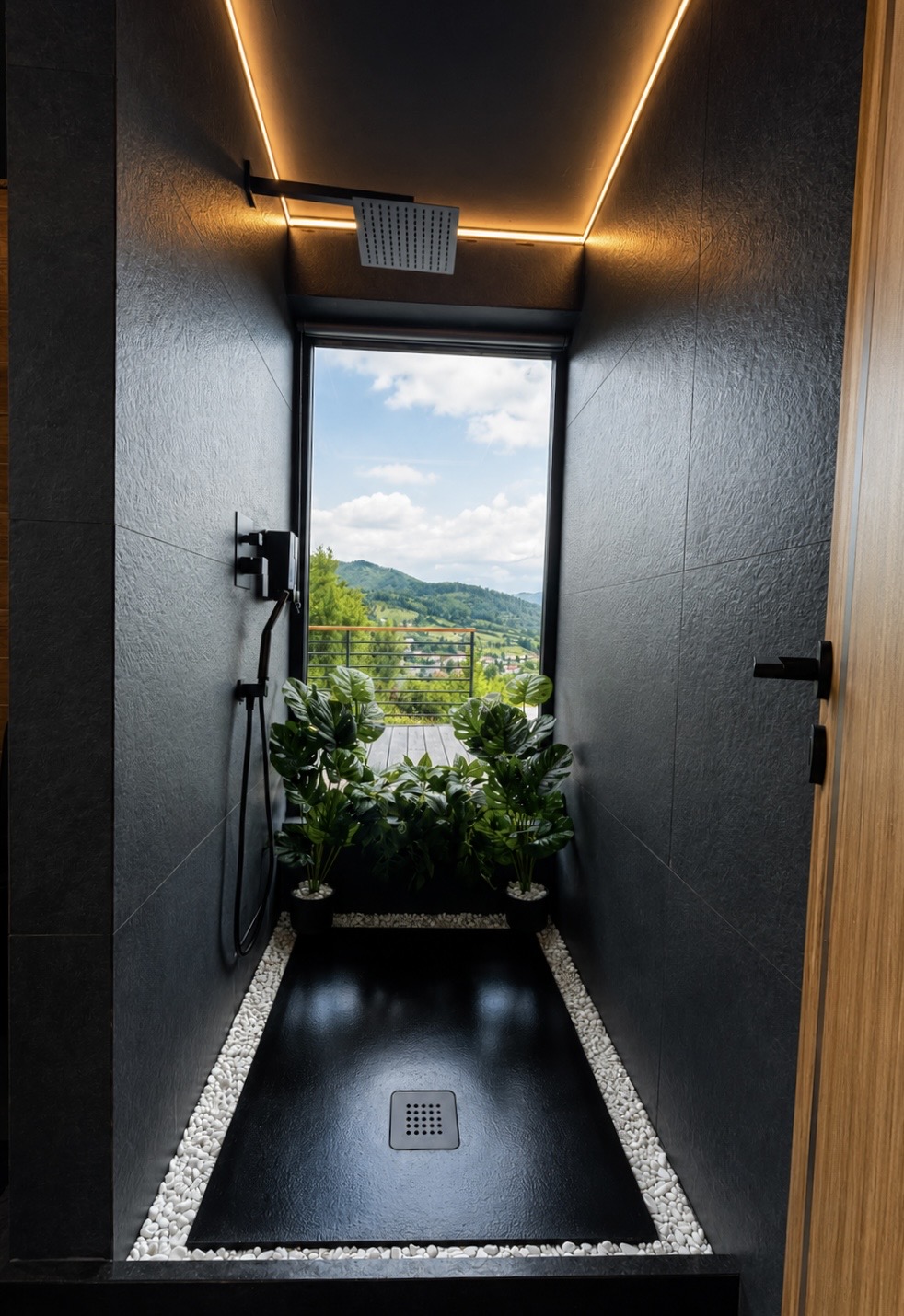 Camera Panoramică, interior